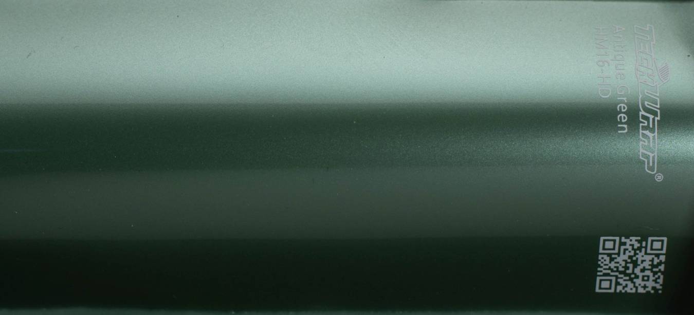 Teckwrap HM16-HD Antique Green autófólia - Kép Teckwrap HM16-HD Antique Green fényes metál fakó zöld autófólia - Fotó