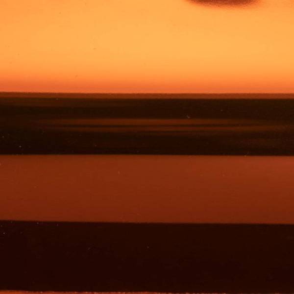 A Teckwrap CHM11-HD Orange narancssárga króm autófólia egy tükör fényes felületű, mély narancssárga színezetű karosszéria fólia. Teckwrap CHM11-HD Orange narancssárga króm autófólia - Termékfotó