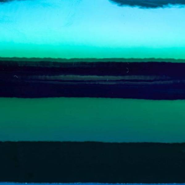 A Teckwrap MCH09 Cobalt Ocean flip-flop kék-zöld króm autófólia egy tükör fényes felületű, óceán zöld-kék színezetű karosszéria fólia. Teckwrap MCH09 Cobalt Ocean flip-flop kék-zöld króm autófólia - Termékfotó