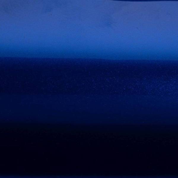 A Teckwrap GAL02-HD Blue Gem metál kék autófólia egy fényes felületű, kék színezetű karosszéria fólia. Teckwrap GAL02-HD Blue Gem metál kék autófólia - Termékfotó