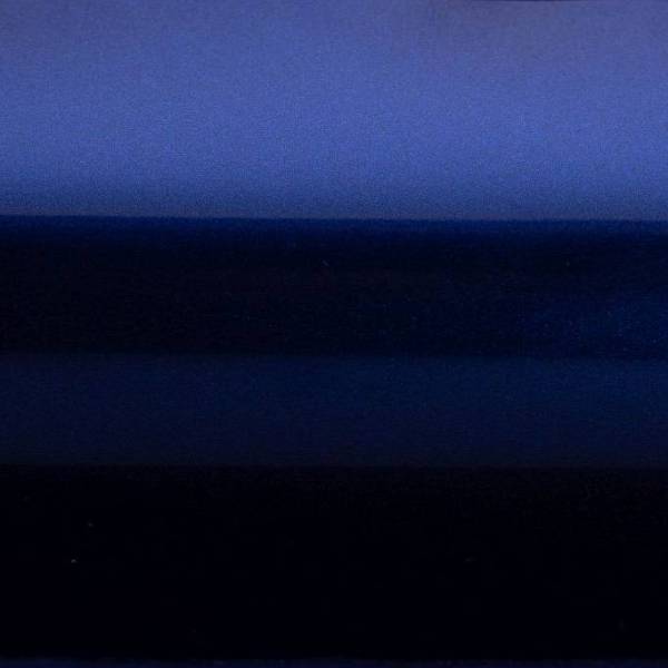 A Teckwrap RB02-HD Deep Blue gyöngyház kék autófólia egy fényes felületű, mély kék színezetű karosszéria fólia. Teckwrap RB02-HD Deep Blue gyöngyház kék autófólia - Termékfotó